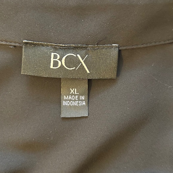 BCX Roll Tab Sleeve, Button Down, Collared Blouse NWOT - Picture 7 of 8